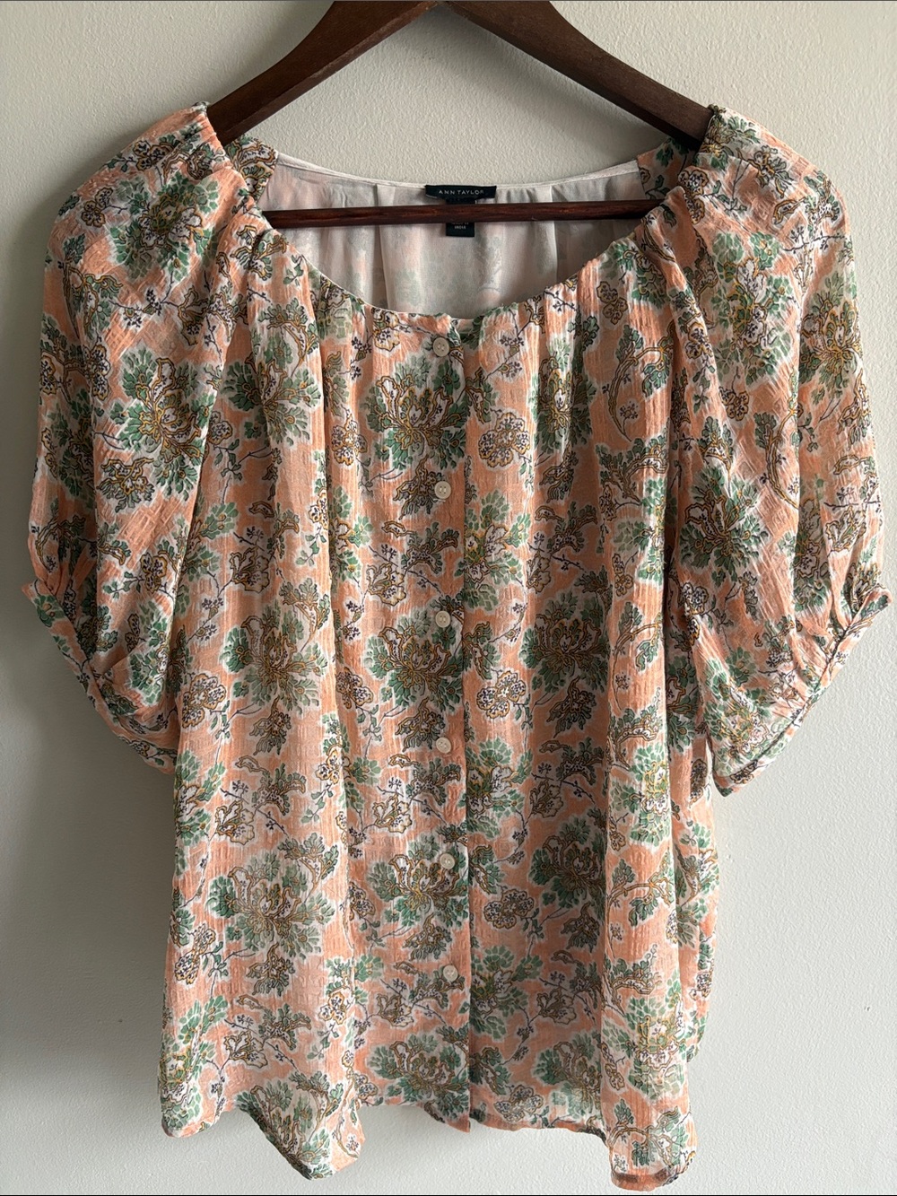 Ann Taylor Peach Floral Puff Sleeve Blouse Size Small